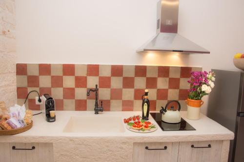Pietre Gaie - alberobello_Cucina_06