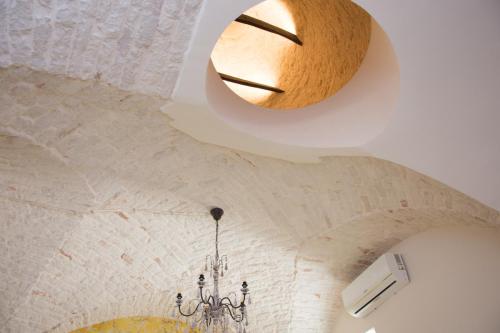 Pietre Gaie - alberobello_Trullo_08