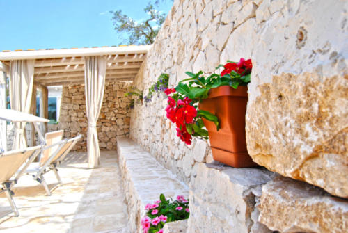 Charming-Trulli-Alberobello-52